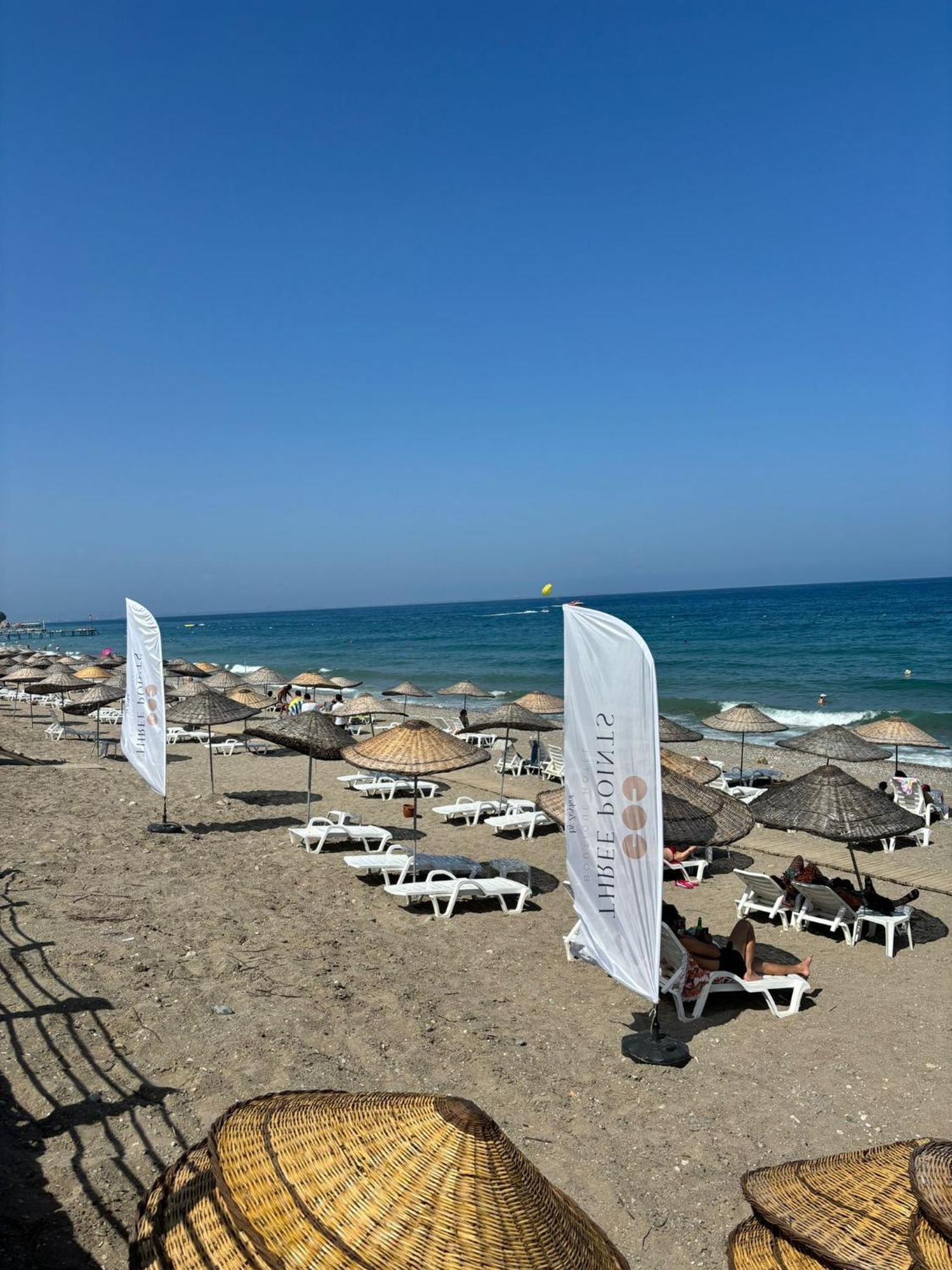 Three Points Hotel Белдиби Екстериор снимка