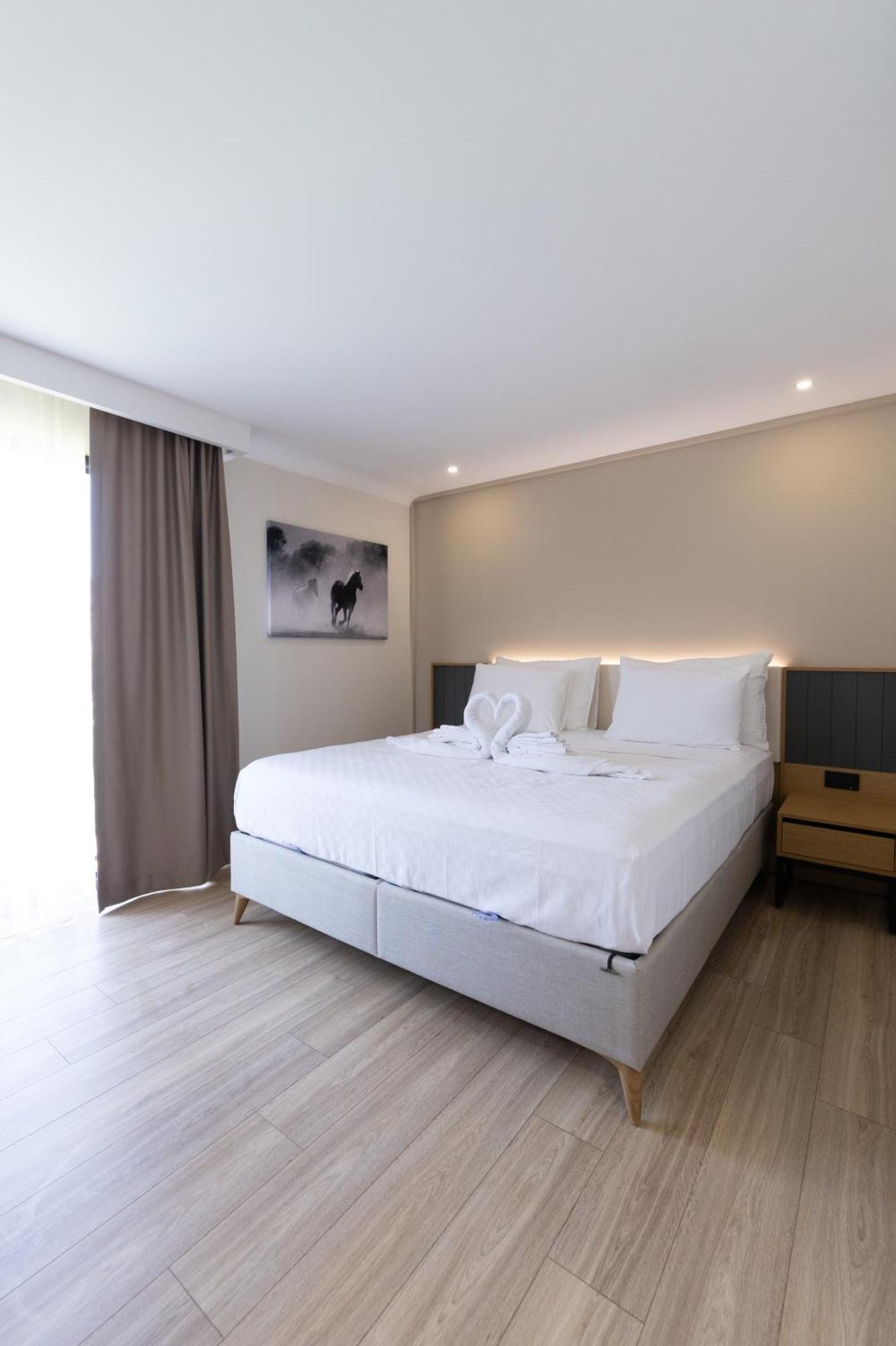 Three Points Hotel Белдиби Екстериор снимка