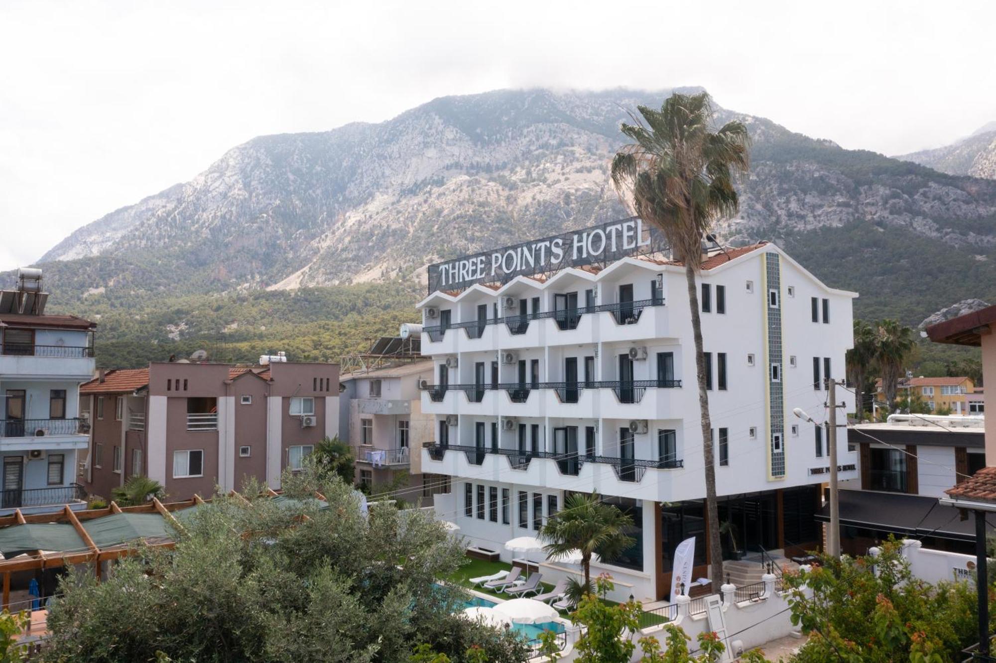 Three Points Hotel Белдиби Екстериор снимка