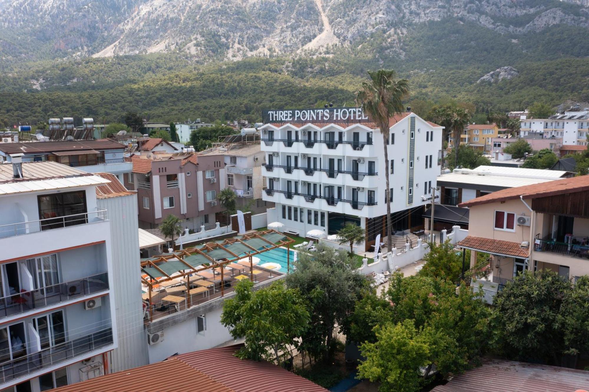 Three Points Hotel Белдиби Екстериор снимка