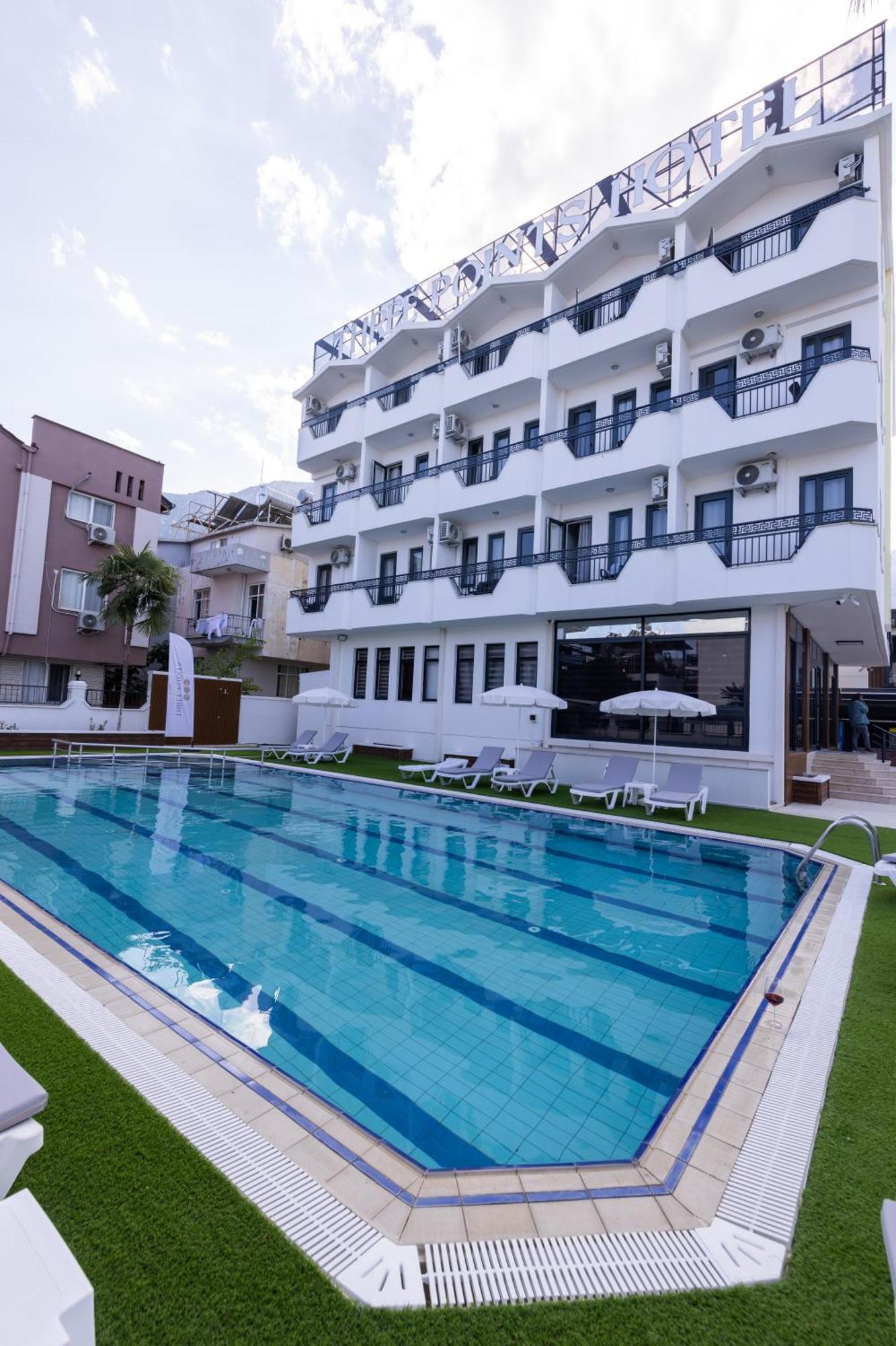 Three Points Hotel Белдиби Екстериор снимка